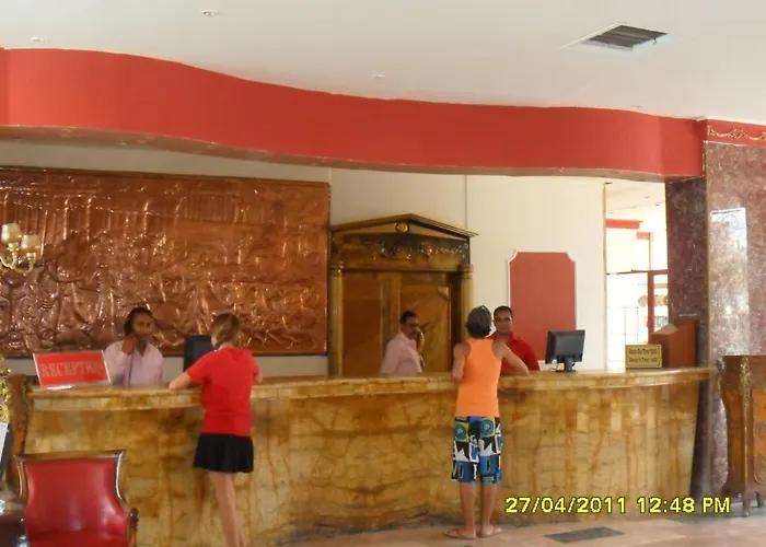 Amerotel Les Rois Resort 3*